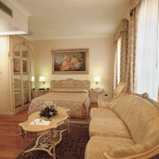 Andreola Central Hotel