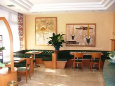 HOTEL LORY